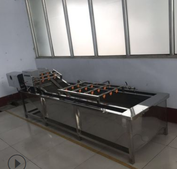 食品包裝袋清洗 軟包裝食品清洗風干流水線 山東億馬洗袋風干機