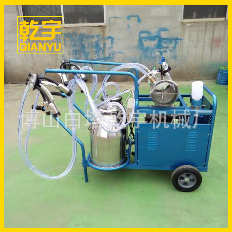 雙桶真空泵擠奶機(jī)2