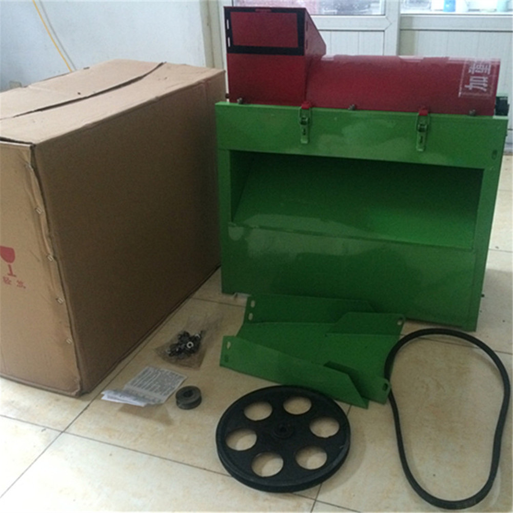 青核桃去皮機(jī) 大型農(nóng)用核桃脫皮機(jī) (4).jpg