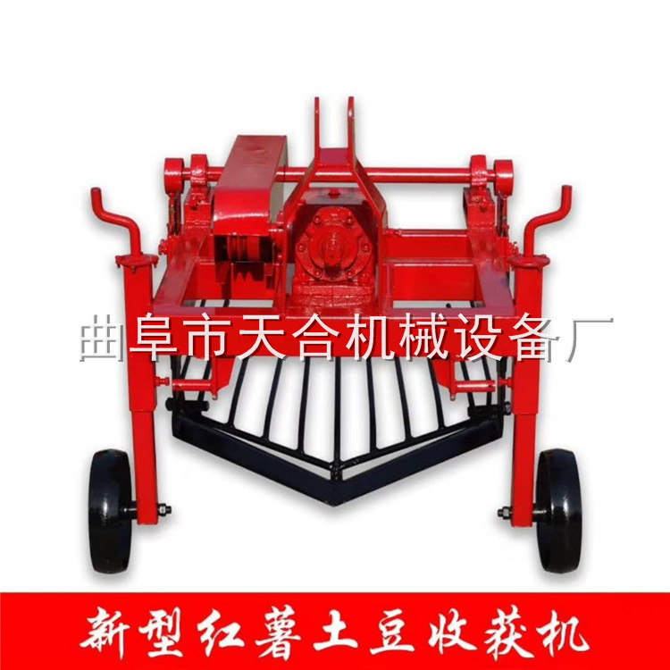 土豆收獲機(jī)43.jpg