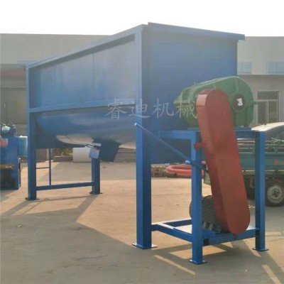 湖北養殖臥式攪拌機牛羊草料干濕混合機1000公斤臥式豬飼料攪拌機