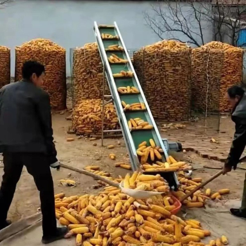 廠家批發(fā)可移動小型玉米傳送帶輸送機 平面皮帶輸送機 爬坡上料機