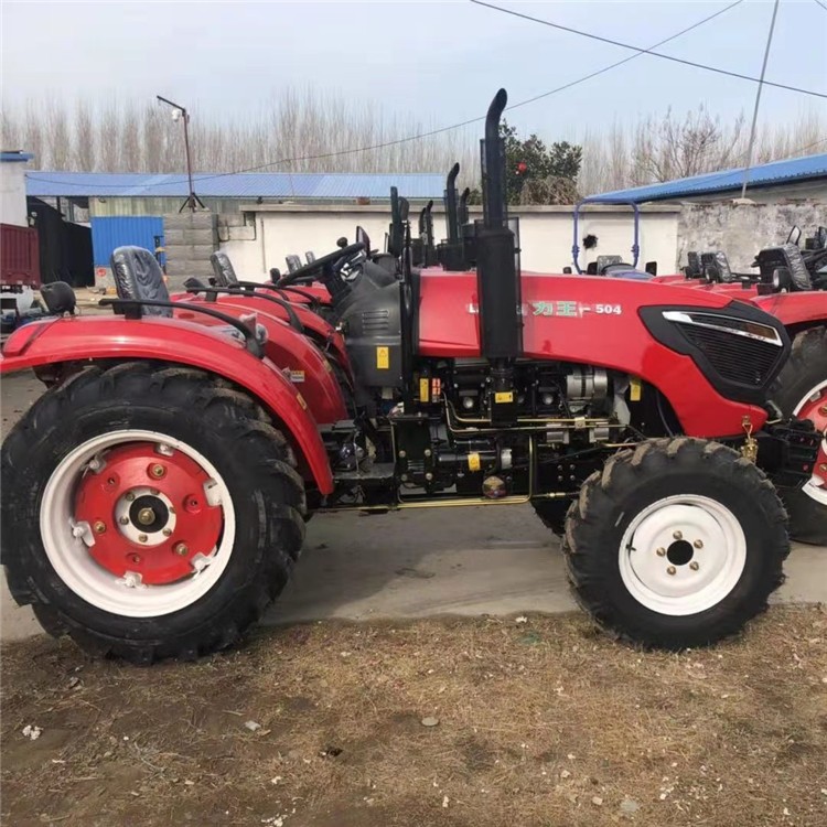 丘陵農(nóng)用拖拉機(jī)帶秸稈還田機(jī) 四輪90馬力水田輪耕地機(jī) 補(bǔ)貼拖拉機(jī)