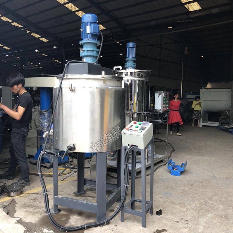 廣東廠家生產(chǎn)飲料液體調(diào)配攪拌罐 菌種發(fā)酵釜 電加熱真空攪拌罐