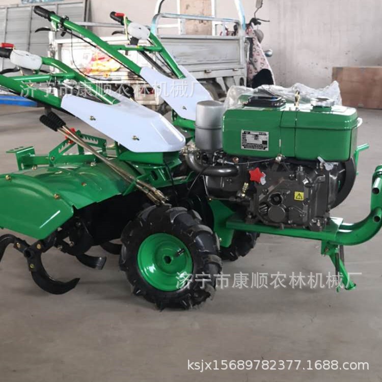 180柴油微型耕地機 四驅除草松土耕地犁地機 常發柴油旋耕機