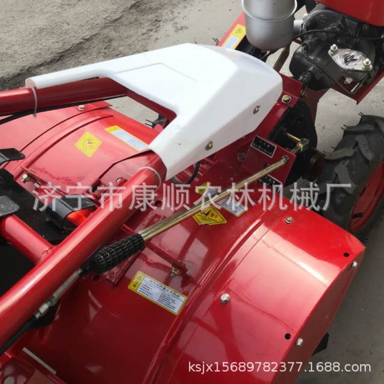 12馬力小型手扶微耕機 旋耕耕地翻土機 四驅水冷式柴油打田機