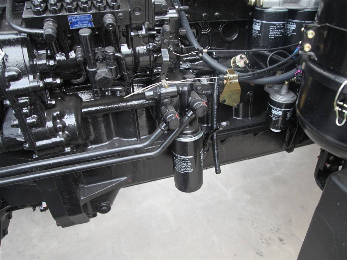 東方紅LX1204輪式拖拉機