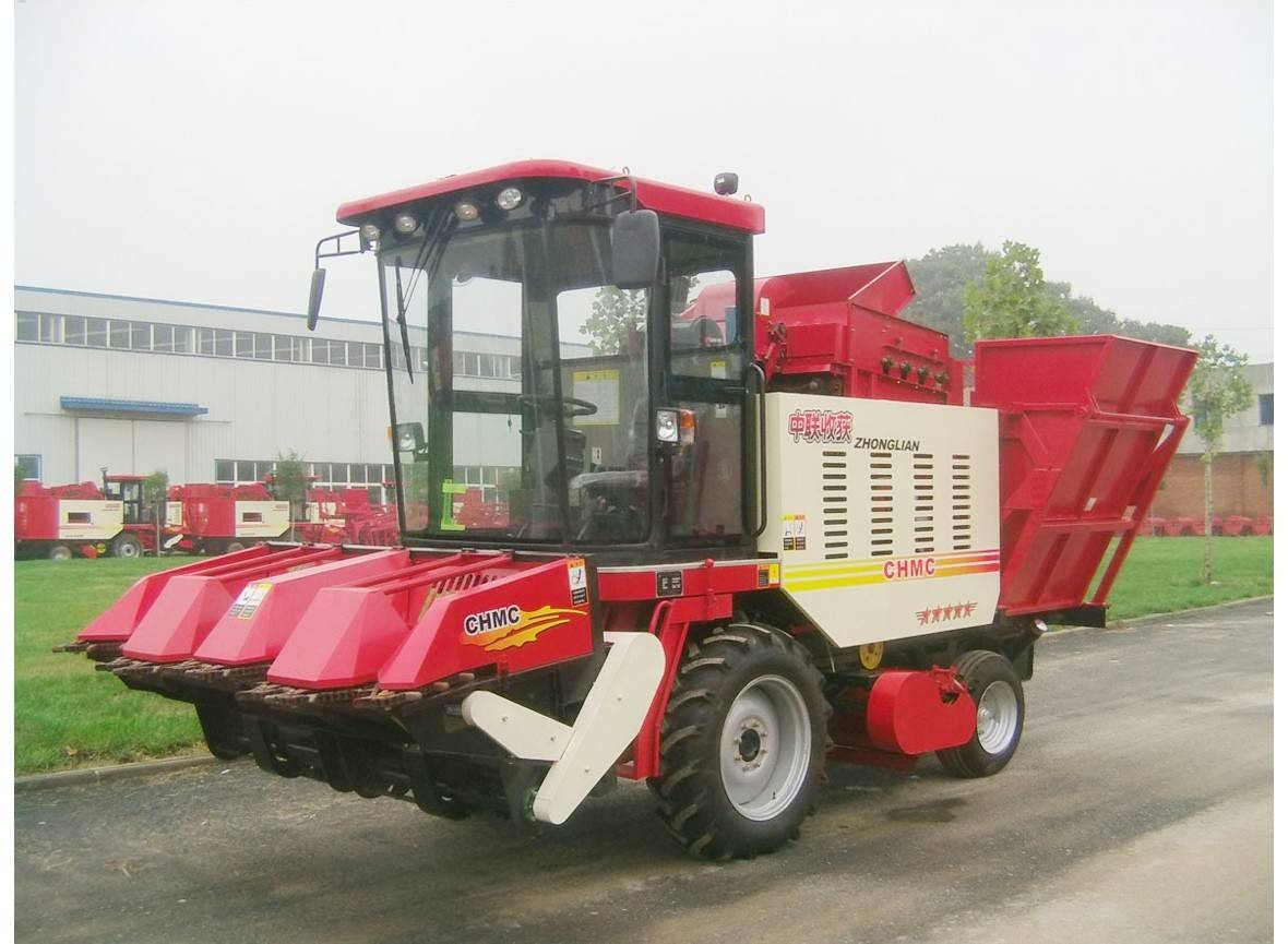 中聯收獲4YZ-4自走式玉米聯合收獲機