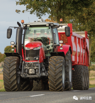 愛(ài)科MF7700系列拖拉機(jī)