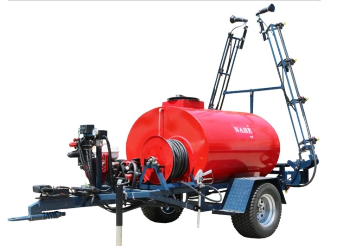 KS1000D牽引式球道打藥機