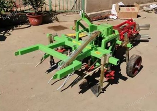 黑山建國4HW-2(990)型花生挖掘機(jī)