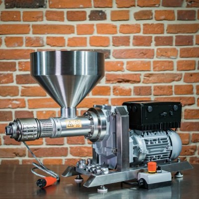 葡萄籽油冷壓榨油機德國原裝進口歐維克OW-400型出油率高性能穩定