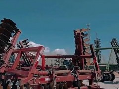 農機專業合作社的春季整地作業